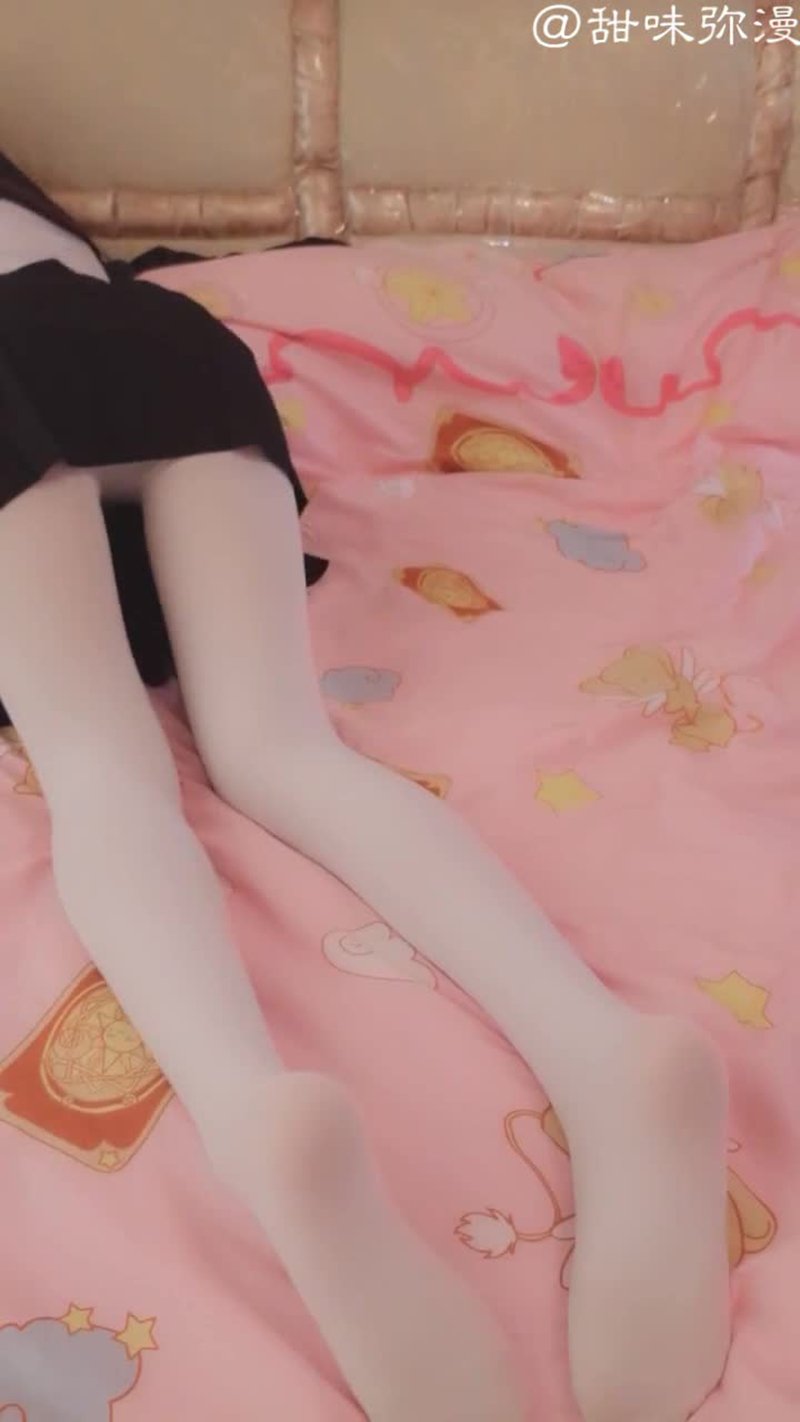 甜味弥漫-学生装[1V 30P]