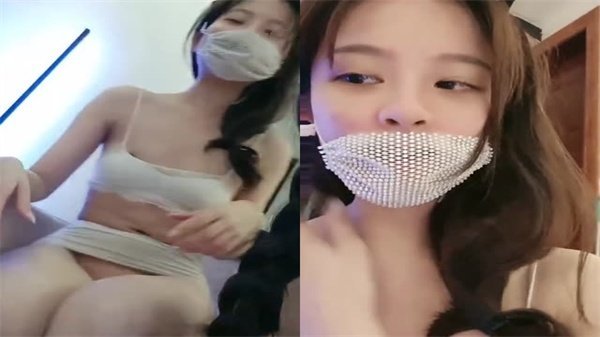 高跟黑丝骚母狗骑假屌浪叫不停，高潮喷水淫乱互动！