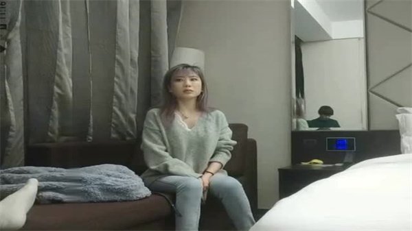 利哥探花真人实战！高清美女上下抽插啪啪实录，浪叫声不断狂喷白浆