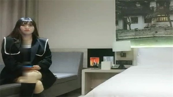 利哥探花系列：高颜值巨乳御姐极致诱惑，梦中女神让你欲罢不能！