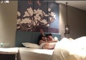 体贴男炮友前戏做足，骚女爽翻天后再开操