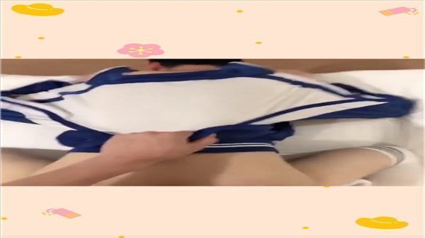 实战约啪19岁嫩妹！刚成年的小骚货又紧又水，等你来插