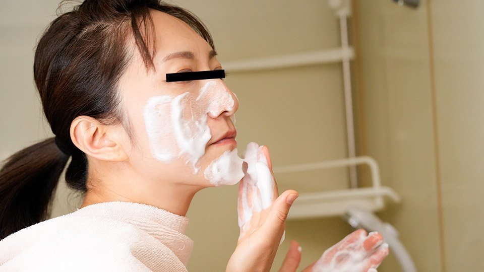 Pacopacomama 050625_100 巨乳素颜熟女御园被内射狂操
