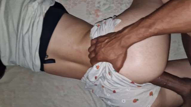 [Badblackboyy] 趁夫上班，姐夫狂干骚妻内射爆浆